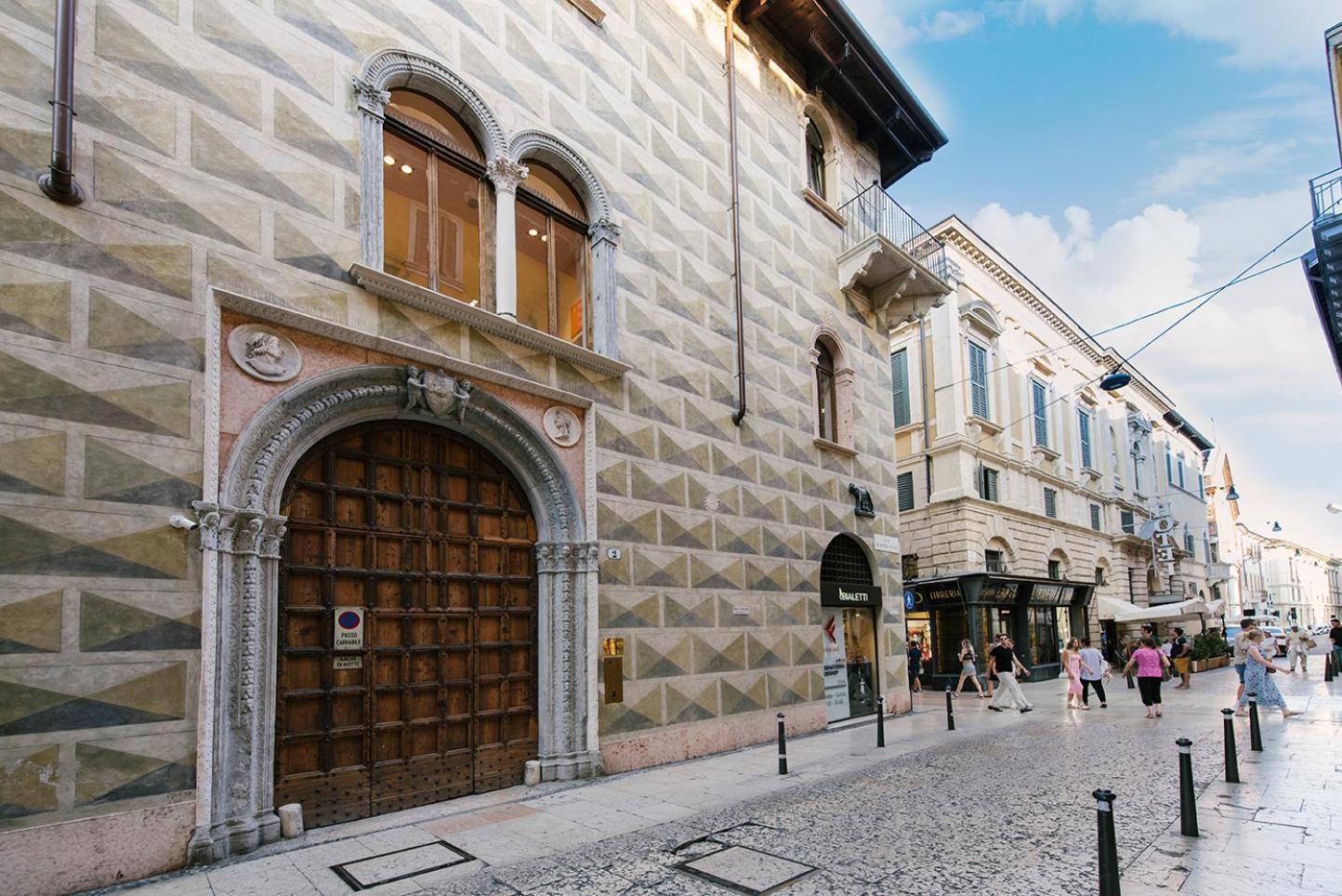 Palazzo Confalonieri Da Lisca เวโรนา ภายนอก รูปภาพ